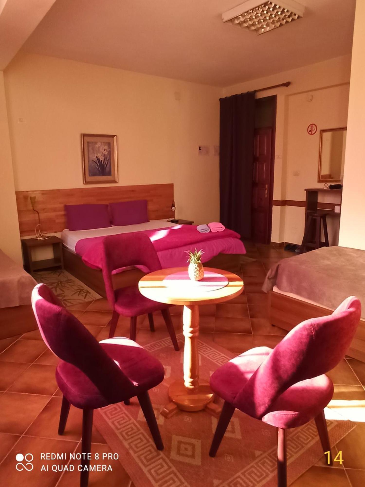 Hotel Kurtabeg *