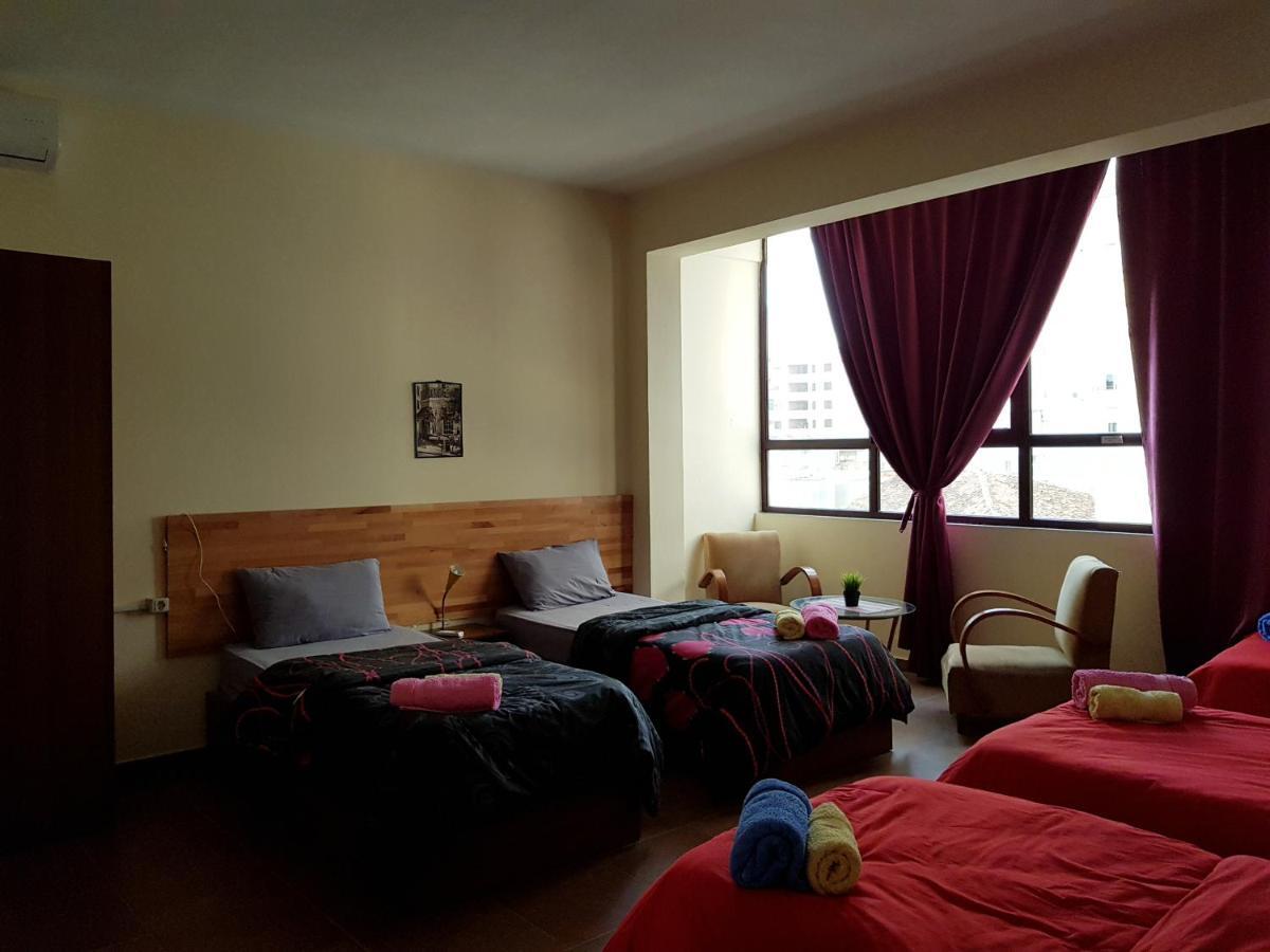 Kurtabeg Hotel *