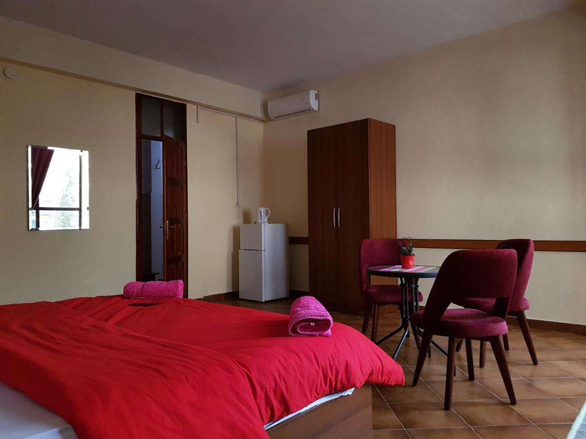 Kurtabeg Hotel *